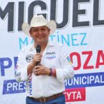 Ampliará Miguel Martínez programa de seguro de vida para albañiles y empleadas domésticas