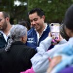 Asume Felifer Macías compromiso ciudadano en calles de Santa Rosa Jáuregui