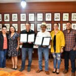 Firman convenio Municipio de Jalpan y Caja Huastecas