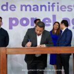    Firma Fernando Sánchez Gil manifiesto «Unidos por el Agua»
