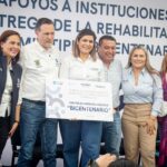 Entregan apoyos educativos a 18 instituciones de Jalpan y rehabilitan el Centro de Atención Múltiple Bicentenario
