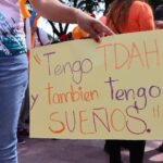 Caminan en Querétaro por el TDAH y exigen más apoyo del gobierno