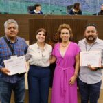 Reciben a estudiantes de la  Telesecundaria Francisco Villa en el Congreso del Estado