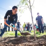 Chepe Guerrero reforesta Av. Del Jacal para mejorar imagen urbana y crear más espacios verdes