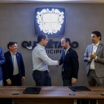 Firma Felifer Macías convenio con el Instituto Registral y Catastral de Gobierno del Estado