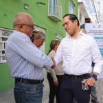 Entrega Chepe Guerrero rehabilitación de la calle San Jorge en la colonia Bernardo Quintana