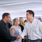 Analiza Felifer Macías otorgar apoyos a quienes sufrieron daños en sus vehículos a causa de las lluvias