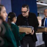 Mas de 354 mil estudiantes reciben uniformes y útiles escolares en SJR