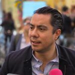 Ofrecerá Felifer Macías apoyo gratuito para suministro de agua potable, con pipas y bidones