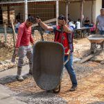 Construyen piso en primaria de El Tepozán con participación comunitaria