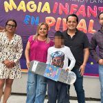 Festejan a la niñez y a las mamás en Bucareli 