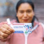 Corregidora continúa con entrega de tarjetas con descuentos en servicios de salud