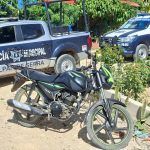 Recuperan motocicleta extraviada y la entregan a su propietario en Jalpan