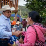 Entregan toldos a 21 familias de El Quirino durante el primer Tianguis Nocturno Comunitario