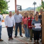 Entregan nuevos toldos a 112 comerciantes de Purísima de Arista