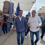 Escucha Luis Nava a comerciantes y campesinos de San Juan del Río