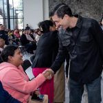 Se reúne Rodrigo Monsalvo con mujeres para escuchar sus necesidades