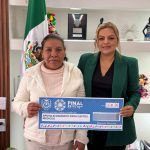 Entregan apoyos para atender necesidades comunitarias y gastos médicos