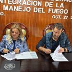 Pinal de Amoles firma convenio para fortalecer la brigada forestal
